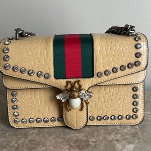 Crossbody Bag⭐️make an offer⭐️